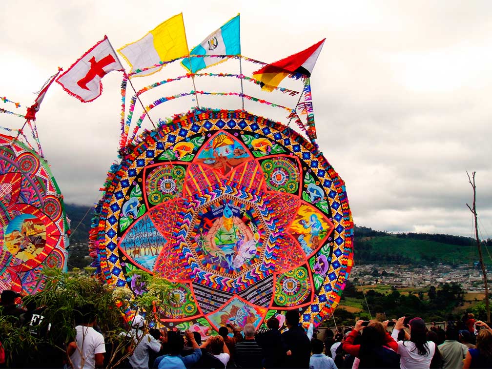 Kites in the Santiago de Barriletes festival