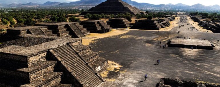 view panoramic teotihuacan
